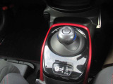 e-POWERのシフトノブです。低燃費でハイパワー。自信を持ってお薦め致します。