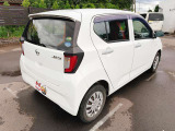お客様のご予算帯に合わせたお車を常時100台以上取り揃えています!当社のスタッフがお客様のお車選びをしっかりサポートしご提案させていただきます!
