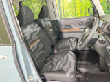 運転席シート廻りは使用感も少なく、良好な状態となっています。丁寧に使われていたことがよくわかりますね。