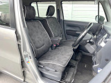 運転席シート廻りは使用感も少なく、良好な状態となっています。丁寧に使われていたことがよくわかりますね。