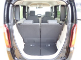 ◆定員乗車時のカーゴルームです。普段のお買い物の荷物やたくさんの収納が可能です。
