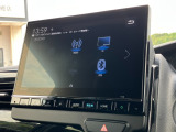 Gathers9インチナビ付きでフルセグ・DVD再生・Bluetoothなど付いてとても便利な車両です♪