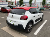 コーナーセンサー付きですので駐車も安心です。