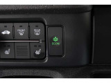 ECONボタンで低燃費モードに☆☆☆ECONスイッチを上手に使ってエコドライブ♪♪環境にもお財布にも優しい装備です☆☆☆
