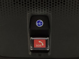 Honda CONNECTが安心快適なカーライフを実現します。万一の時も緊急通報ボタンやトラブルサポートボタンで24時間365日お客様をサポート。大事なお車の盗難やいたずらなどにも対処します。