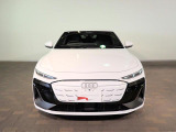 A6スポーツバック e-tron パフォーマンス Sラインパッケージ 