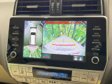 【パノラミックビューモニター】専用のカメラにより、上から見下ろしたような視点で360度クルマの周囲を確認することができます☆死角部分も確認しやすく、狭い場所での切り返しや駐車もスムーズに行えます。
