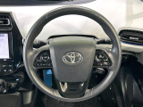 【純正革巻きステアリング】上質な革を使用することで、手にしっかり馴染みとても運転しやすいハンドルです♪