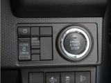 左側パワースライドドア付き!挟み込み防止機能でお子さまの乗り降りも安心です。さらに車内・車外のドアハンドルはもちろん、運転席スイッチやリモコンキーからも開閉できるので、大変便利な装備です!