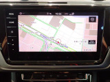 Volkswagen純正インフォテイメントシステムDiscoverPro、9.2インチフレームレス、タッチスクリーンナビゲーション装着