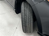 タイヤサイズは225/55R19!残り溝は5ミリ程度です!