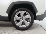 中古車の販売は原則として実車を見てからとさせて頂いております。是非見に来てください!