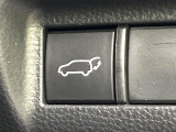 【パワーバックドア】スマートキーや運転席のボタンを押すだけでリアゲートが自動で開閉します!荷物を持っている時や、高い位置にあるバックドアを閉める際に便利な機能です♪