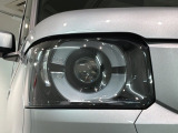 LEDヘッドライトは、点灯の瞬間から最大光量を発揮し、突然暗くなるトンネルなどでの安定感を高めます。