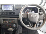 見通しのよいすっきりとした視界で、誰でも運転しやすいです。運転のしやすさは疲れにくさにも繋がりますよ♪