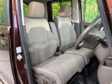 運転席シート廻りは使用感も少なく、良好な状態となっています。丁寧に使われていたことがよくわかりますね。