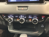 フロント両席にはシートヒーターが付いています!寒い日に便利な装備ですね。