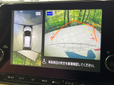 【アラウンドビューモニター】専用のカメラにより、上から見下ろしたような視点で360度クルマの周囲を確認することができます☆死角部分も確認しやすく、狭い場所での切り返しや駐車もスムーズに行えます。