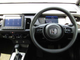 太すぎないので、女性も握りやすく運転しやすいですよ!
