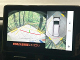 【パノラミックビューモニター】専用のカメラにより、上から見下ろしたような視点で360度クルマの周囲を確認することができます☆死角部分も確認しやすく、狭い場所での切り返しや駐車もスムーズに行えます。