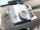 【ドライブレコーダー】ドライブレコーダー装備!走行中はもちろん、あおり運転や事故に遭遇した際、映像で記録し、万一のリスクに備えます。※記録用SDカードはお客様ご自身でご準備いただく必要があります。
