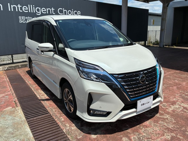 セレナ 1.2 e-POWER ハイウェイスターV