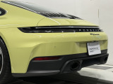 オプション:スポーツクロノパッケージ、タイヤ温度表示機能、Porsche Track Precision App を含む