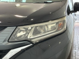 LEDヘッドライトは、点灯の瞬間から最大光量を発揮し、突然暗くなるトンネルなどでの安定感を高めます。