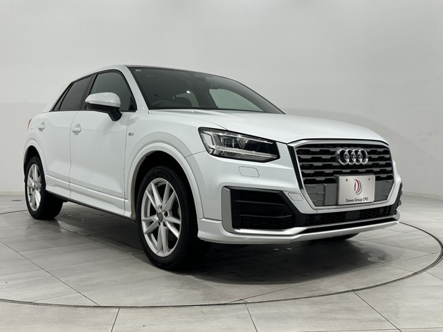 Q2 30 TFSI スポーツ Sラインパッケージ