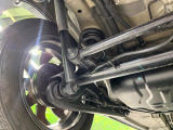 お車を安心してお乗りいただく為には、足回りの定期点検が欠かせません。サービスサポート(有償保証)では無料点検もご提供しており、安心のカーライフをお過ごしいただけるサポート体制が整っています。