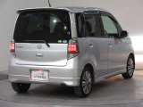 ボディクリーニング後、愛車をピカピカの状態へ保護するコーティング「ブライトパック」がおススメです!水垢がつきにくく、手入れがしやすくなりますよ!いつも愛車をきれいにしておきたい方におススメです。
