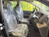 もちろん車内はキレイです♪よりクリーンな状態をキープしたいお客様には『ナノゾーンコート』がおすすめ!新型コロナウイルス対策や、除菌・消臭に効果を発揮し多くの方にご好評いただいております。
