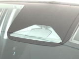 【ホンダセンシング】走行中に前方の車両等を認識し、衝突しそうな時は警報とブレーキで衝突回避と被害軽減をアシスト。より安全にドライブをお楽しみいただけます。