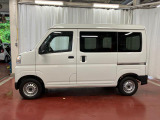 【スマートアシスト搭載車】 衝突回避支援ブレーキ機能(対車両・歩行者)、衝突警報機能(対車両・対歩行者)、誤発信抑制制御機能などの機能で安全な運転をサポートします