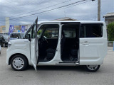 当店のお車をご覧いただきましてありがとうございます。お車についてのご質問やお見積りのご依頼、ご購入にあたってのご相談などは無料電話(0078-6002-312860)にお気軽にお問い合わせ下さい!