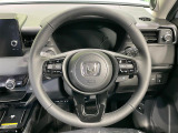 【ステアリングスイッチ】運転中、前方から目線をそらすことなく、オーディオ等の操作が可能な便利機能!安心&快適なドライブを演出してくれます♪