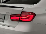 BMW伝統のL字型テールライト