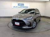 トヨタセーフティセンス搭載!軽快なハンドリングとキビキビとした走りを実感できる6速MT搭載の「ヤリス」!LEDライト・全方位カメラ・スマートキーなど装備!少なめの走行距離が魅力的なコンパクトカーです!