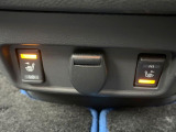 【前席シートヒーター】寒い日に重宝するシートヒーター!エアコンより早く温まってくれるので寒がりの人も安心ですね♪エアコンの温風は乾燥するから苦手、という方にもをおすすめです。