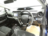 見通しのよいすっきりとした視界で、誰でも運転しやすいです。運転のしやすさは疲れにくさにも繋がりますよ♪