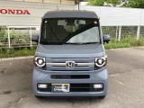 お客様に安全で快適なカーライフをお送りいただくために、中古車にも高いレベルの品質基準を設け、その基準に従って、全ての中古車について納車前整備を実施しています。