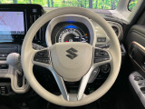 【ステアリングスイッチ】運転中、前方から目線をそらすことなく、オーディオ等の操作が可能な便利機能!安心&快適なドライブを演出してくれます♪