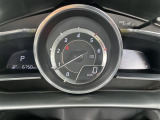 【スピードメーター】メーターがシンプルで見やすく運転しやすいですね。