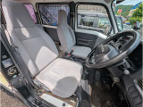 日々のメンテナンスや車検、修理など、お気軽に立ち寄れるお店作りを目指しております。