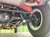 お車を安心してお乗りいただく為には、足回りの定期点検が欠かせません。サービスサポート(有償保証)では無料点検もご提供しており、安心のカーライフをお過ごしいただけるサポート体制が整っています。