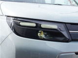 【ヘッドライト】省電力で長寿命の明るく運転しやすいLEDヘッドランプです。明るく照らすので暗い夜道からお客様を守ってくれます。