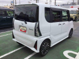 お支払い総額は、千葉県内でのお乗り出し価格になります(車庫証明取得費用・希望ナンバー・オプション費用は含まれておりません)。千葉県外のお客様には+11,000円別途