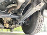お車を安心してお乗りいただく為には、足回りの定期点検が欠かせません。サービスサポート(有償保証)では無料点検もご提供しており、安心のカーライフをお過ごしいただけるサポート体制が整っています。