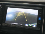 ◆リアワイドカメラシステム◆3種類の表示で後方確認をサポート♪セレクトレバーを「R」の位置に入れるとカメラ画像に切り替え。ノーマルビューでは従来のリアカメラと同様の標準的なビューで表示します!