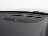 【harman/kardon】世界のオーディオファン垂涎のプレミアムサウンドシステムを搭載。原音に近い音場空間を忠実に再現。乗る人すべてに最良の音響体験を提供します。